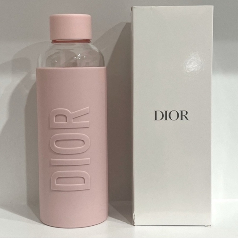 NIB Limited Edition Christian Dior Glass Water Bottle